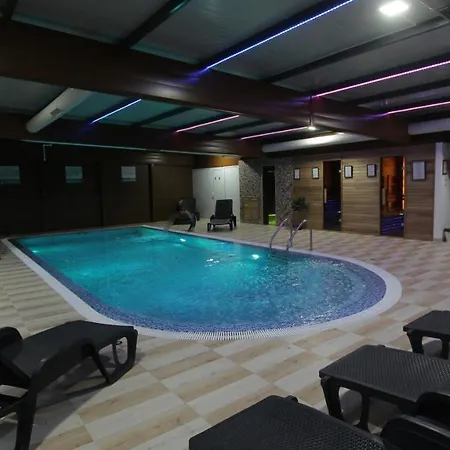 Dvorac Ivanovic Motel *