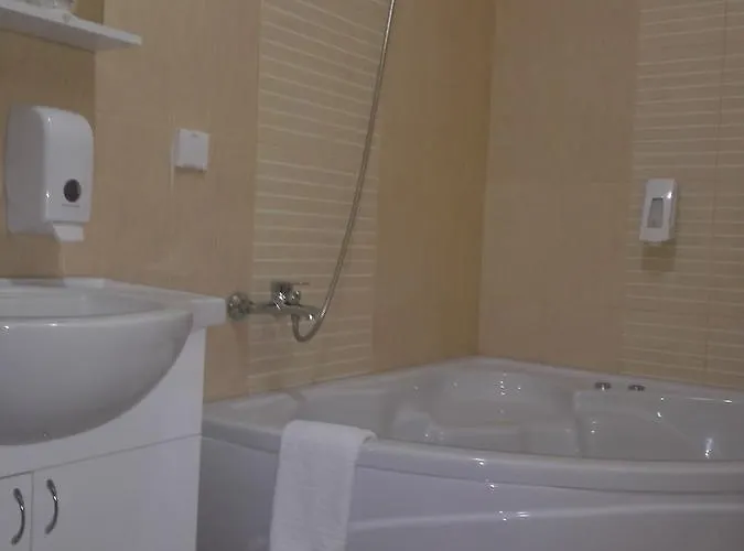 Motel Dvorac Ivanovic *