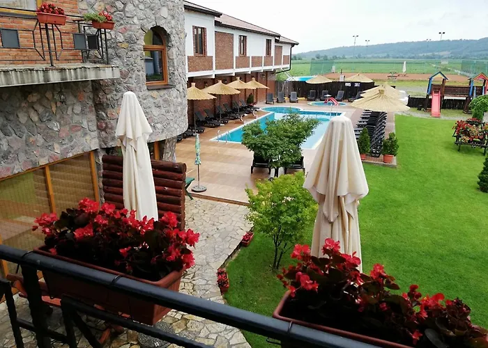 Dvorac Ivanovic Motel *